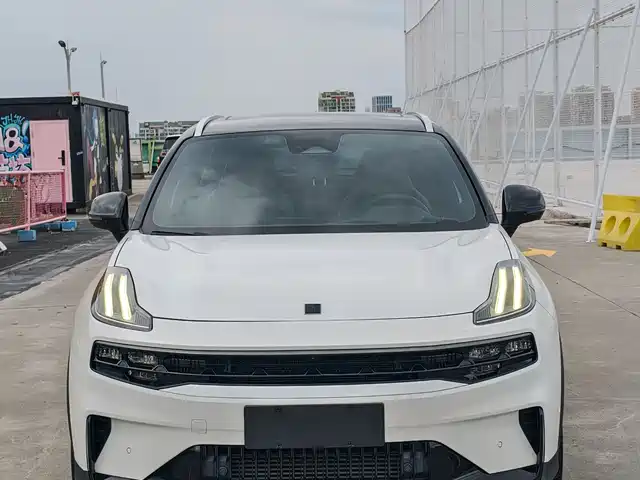  Lynk & Co Lynk & Co 06 2023 Remix 1.5T Hero
