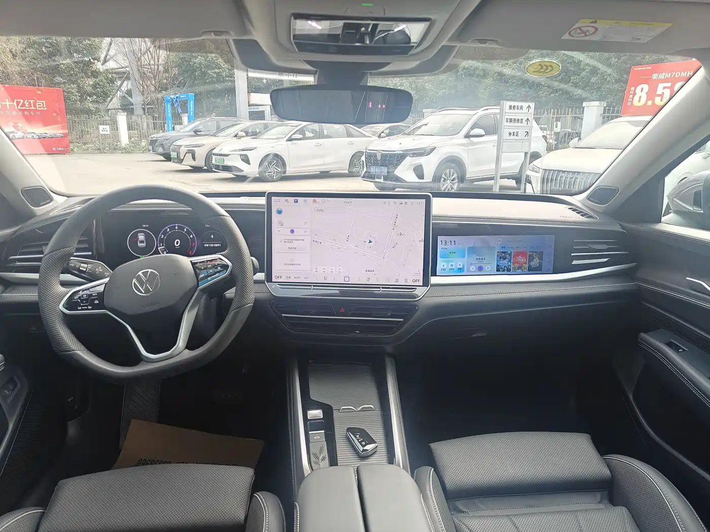 Volkswagen Passat 2025 Pro 380TSI Dragon Prestige Edition фото 12