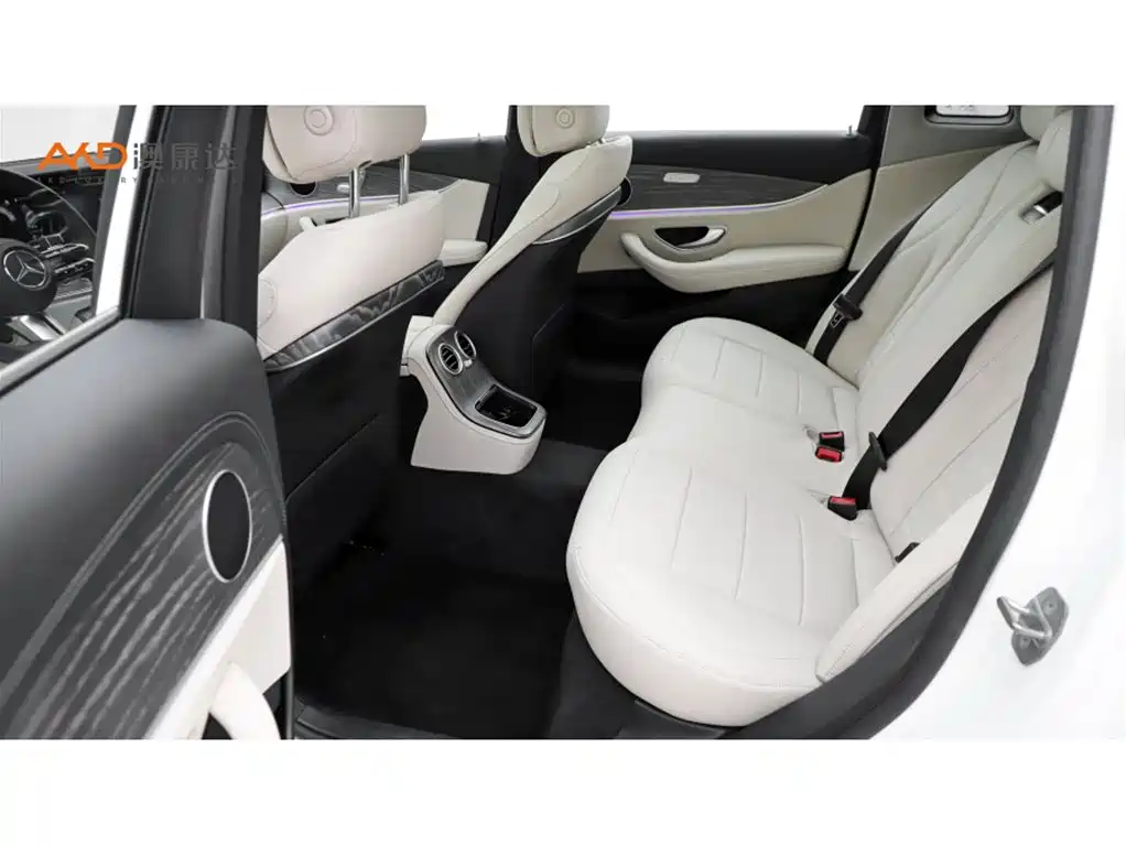 Mercedes-Benz E-Class 2022 Second Facelift E 300 L Sport Fashion фото 7