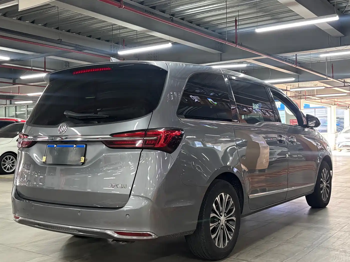 Buick GL8 2022 Land Business Class 652T Luxury фото 12