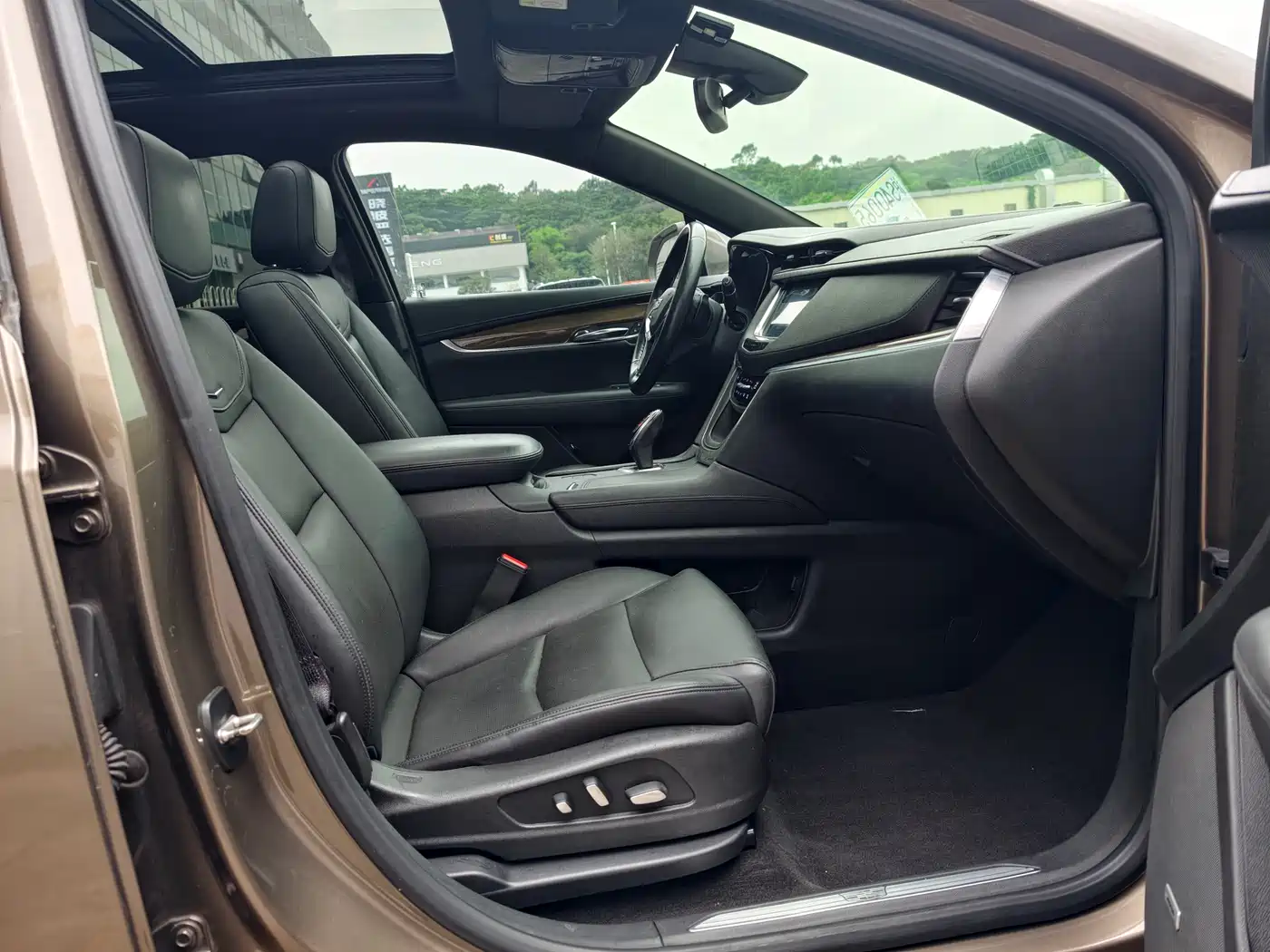 Cadillac XT5 2016 28T AWD Premium Model фото 10