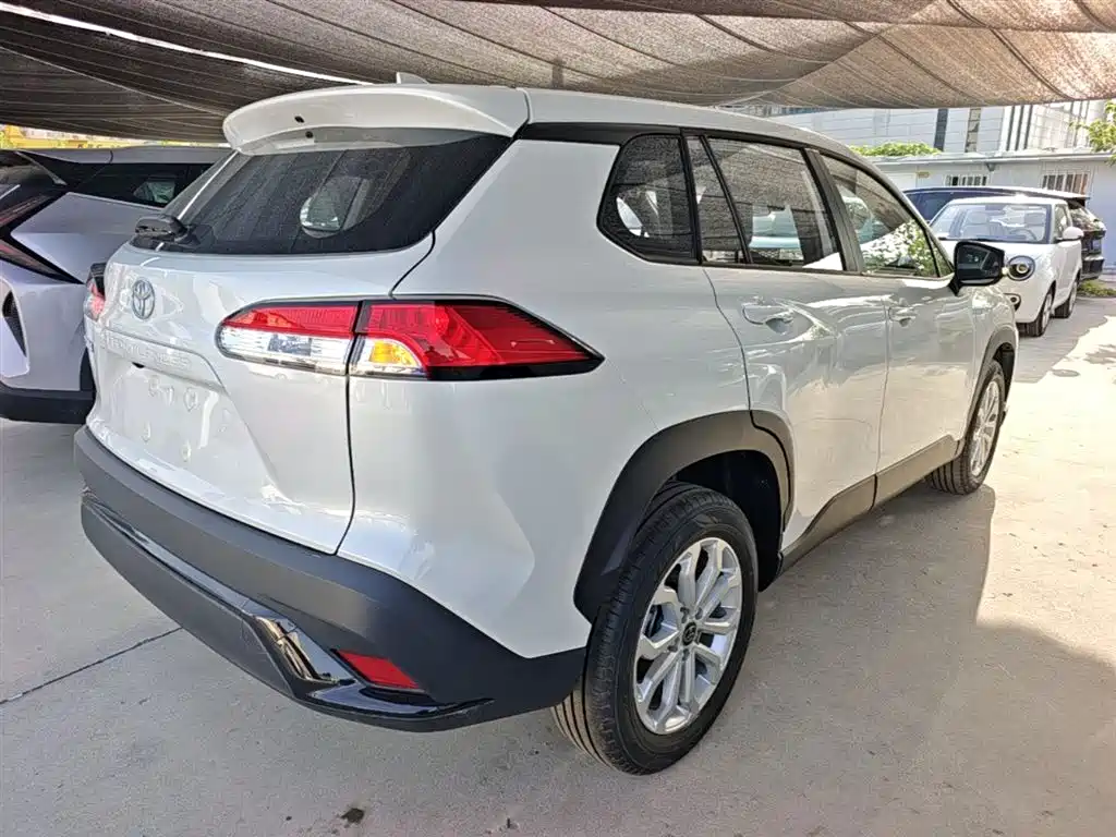 TOYOTA FENGLANDA