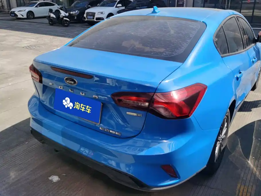 Ford Focus 2023 2022 Sedan EcoBoost 180 Auto Speed Edition