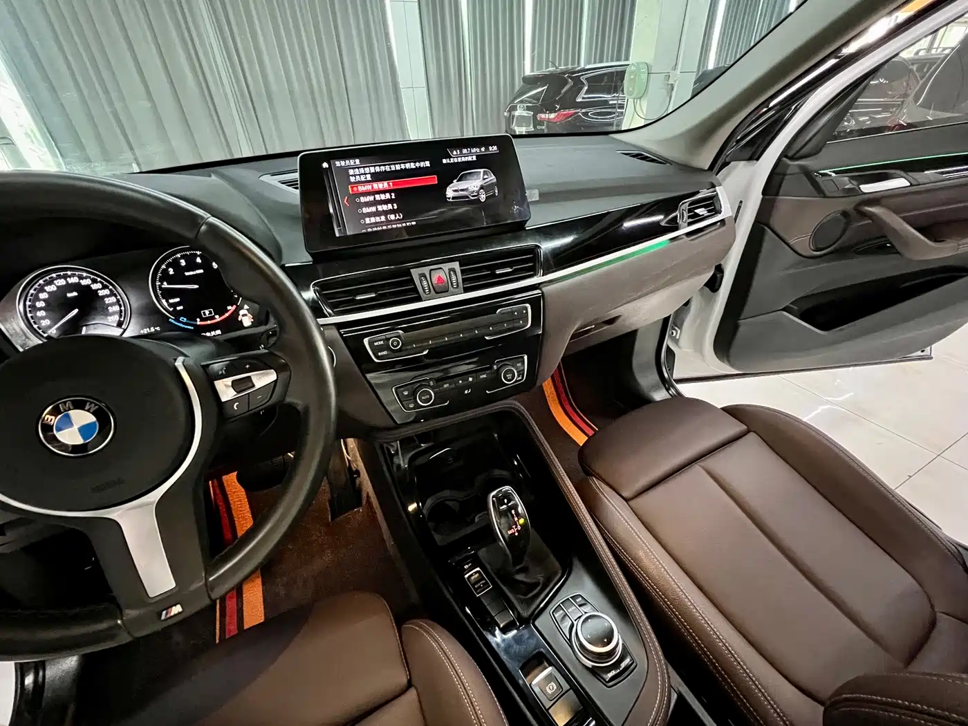 BMW X1 2020 sDrive20Li Premium Edition фото 12