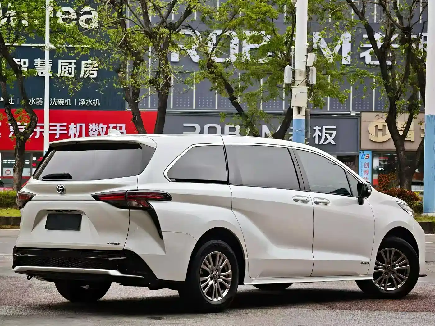 Toyota Sienna 2021 2.5L Hybrid Comfort Edition фото 9