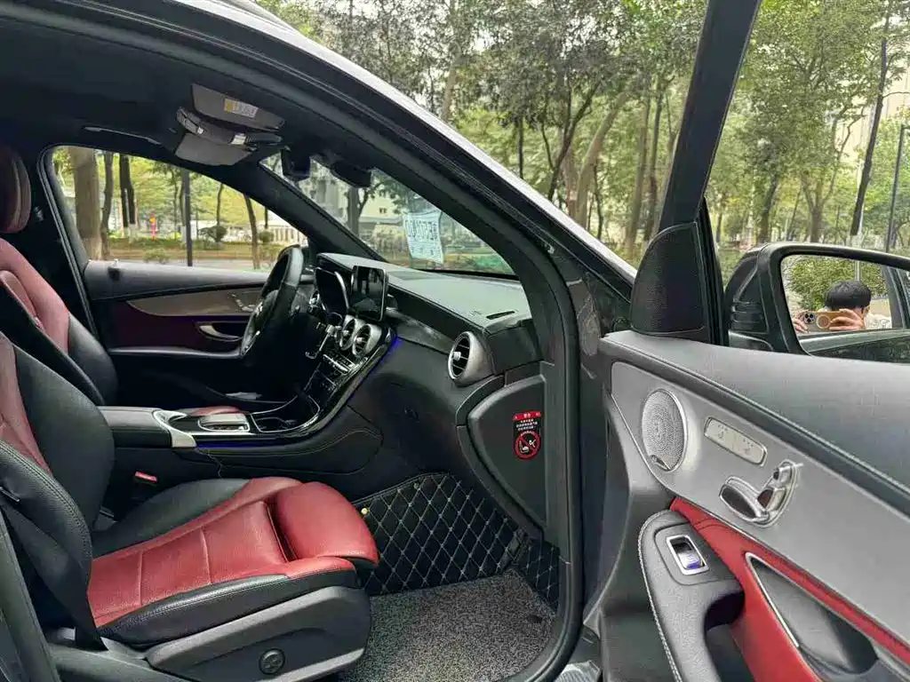 Mercedes-Benz GLC 2020 GLC 300 L 4MATIC Luxury фото 9