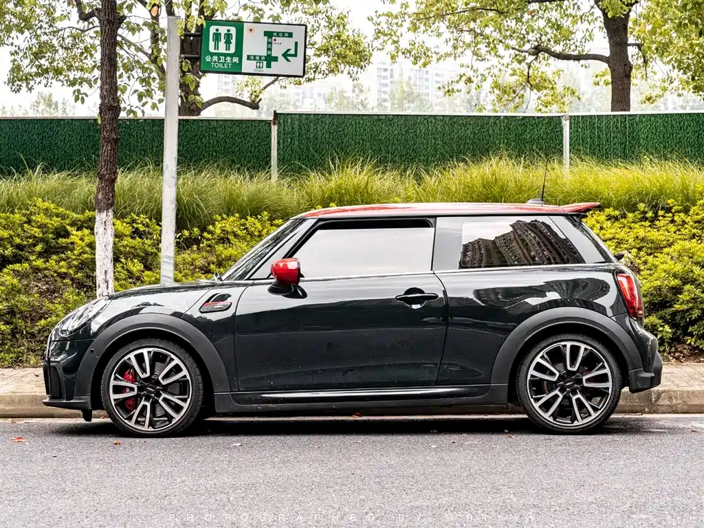 MINI JCW