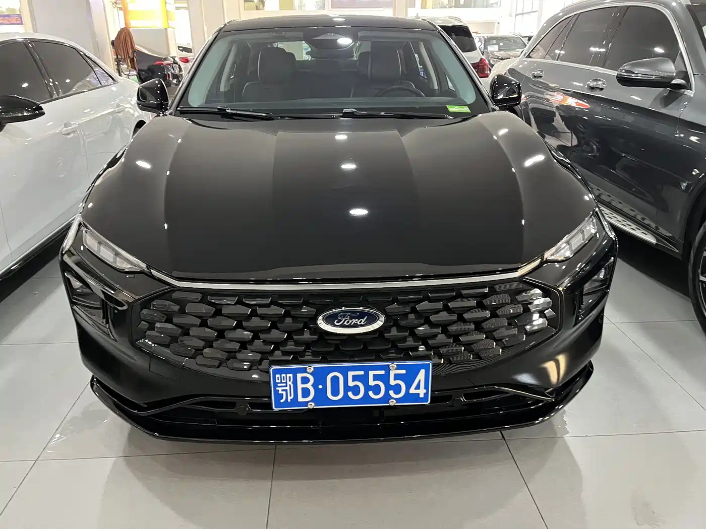 FORD MONDEO