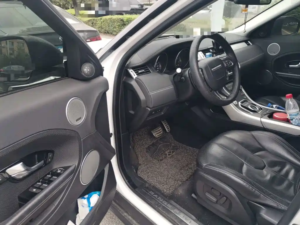 Land Rover Range Rover Evoque (Import) 2014 2014 2.0T 5-door Brilliance Sport