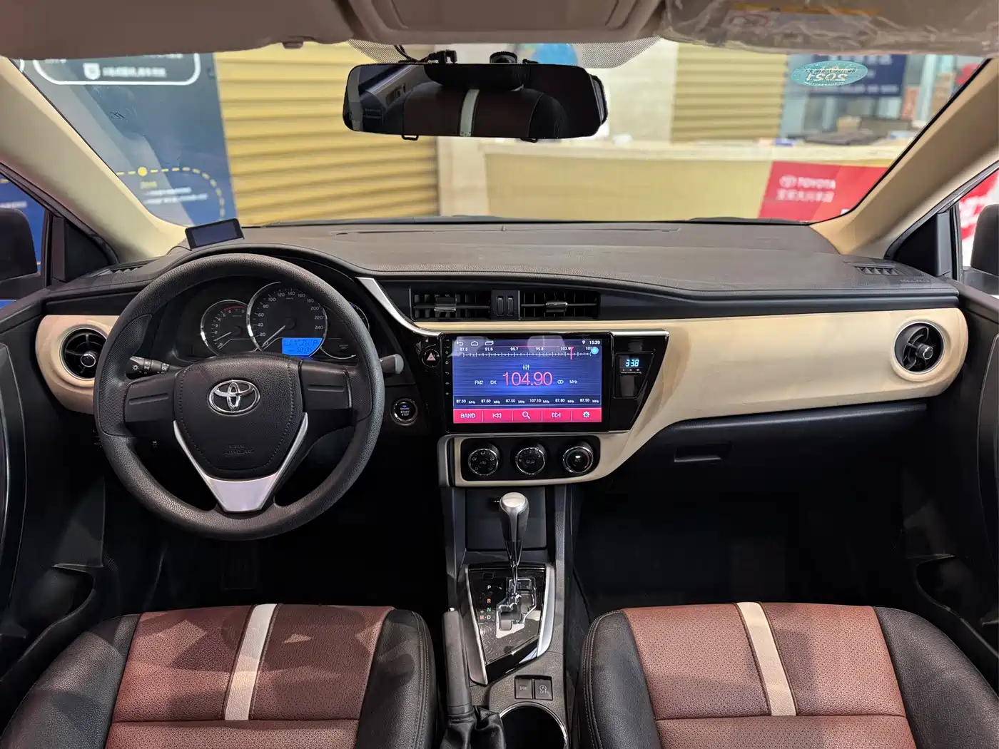 Toyota Corolla 2017 Facelift 1.2T S-CVT GL фото 14