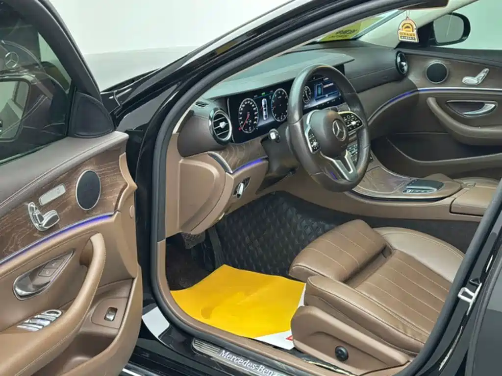 Mercedes-Benz E-Class 2019 E 260 L фото 9