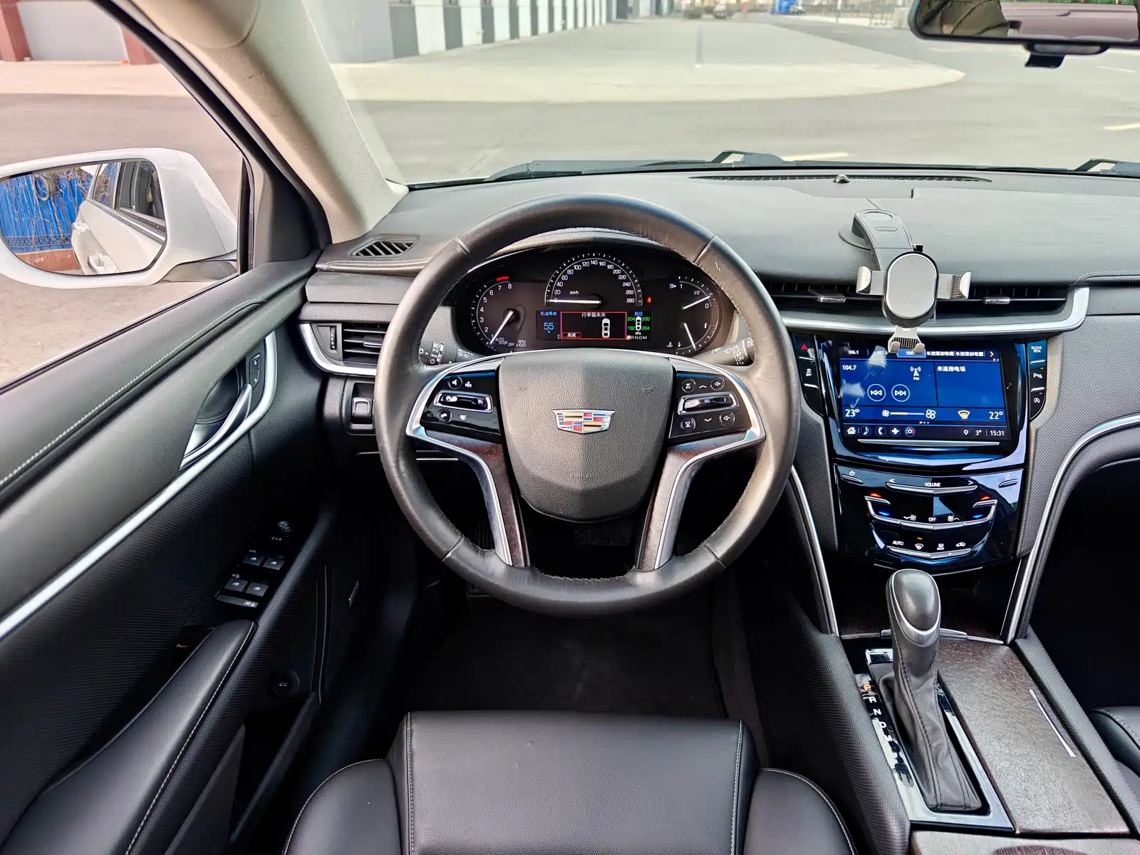 Photo 16 - Cadillac XTS