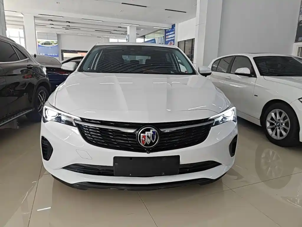Фото 3 - Buick Verano