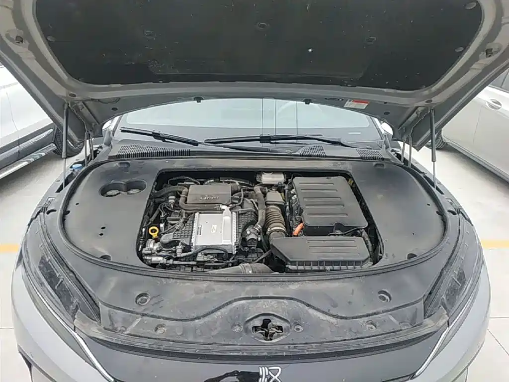 BYD Han 2025 DM-i 125KM Elite фото 20