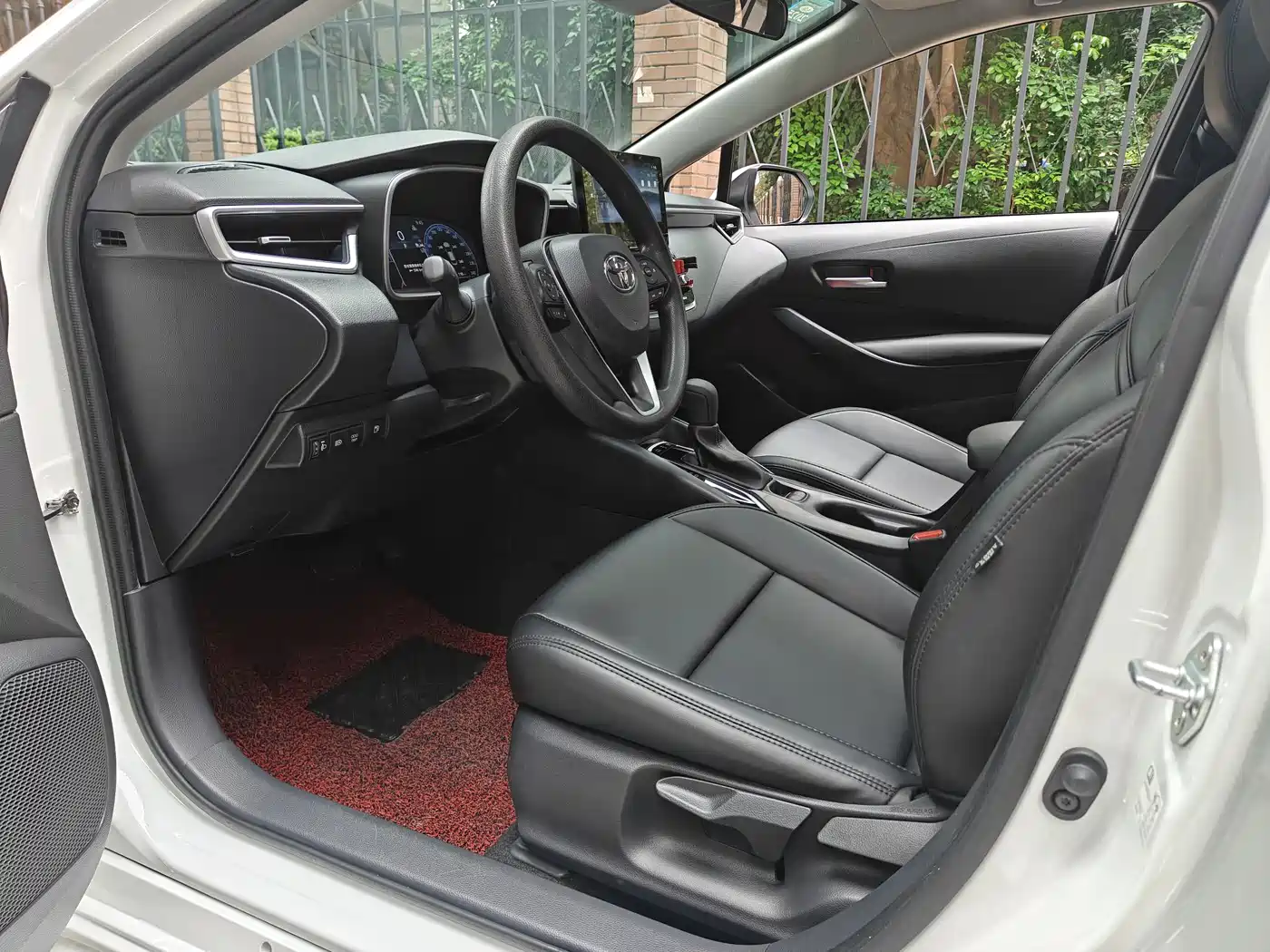 Toyota Levin 2023 Smart Hybrid 1.8L Luxury фото 10