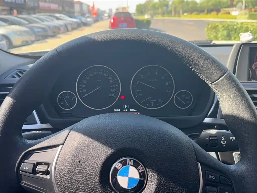 BMW 3 Series 2017 320Li Fashion фото 4