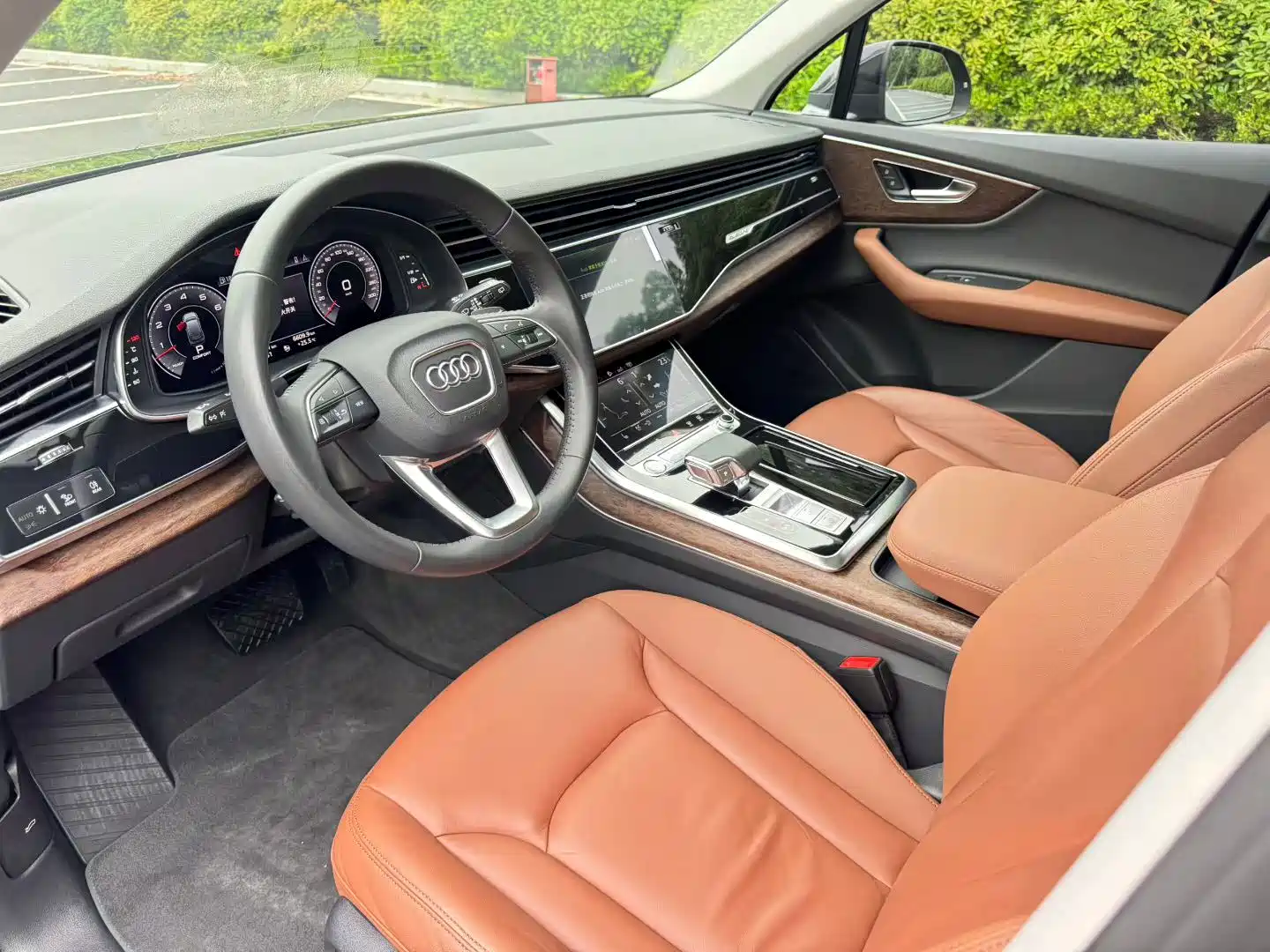Фото 7 - Audi Q7