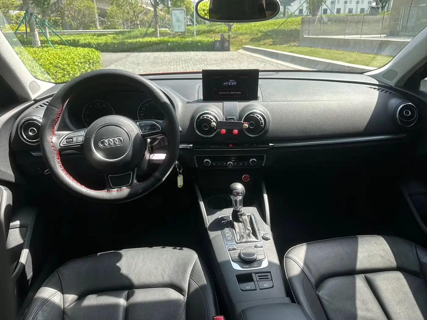Audi A3 2014 Sportback 35 TFSI Automatic Comfort фото 9