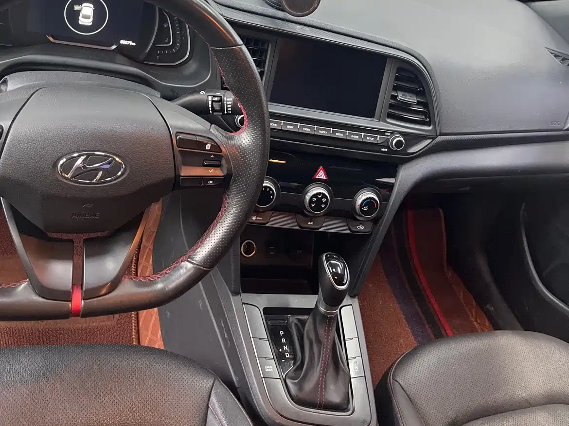 Hyundai Elantra 2020 1.4T DCT Dynamic·Vitality фото 9