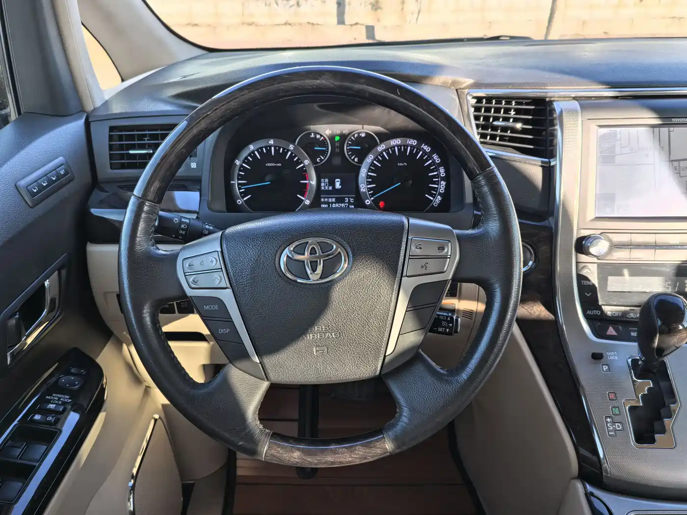 Toyota Alphard 2012 3.5L Premium Edition фото 9