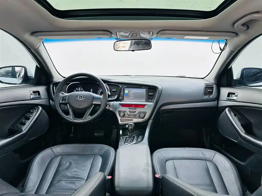 Kia K5 2011 2.0L Automatic DLX фото 15