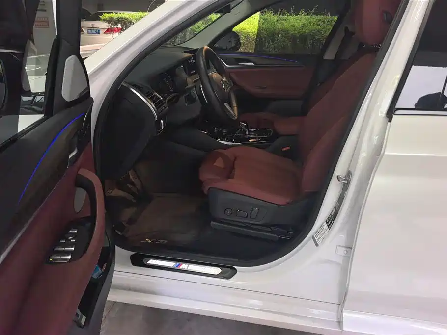 BMW X3 2023 Facelift xDrive30i Leading M Night Package фото 9
