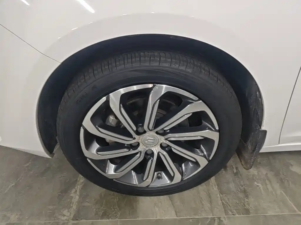 Photo 23 - Geely Emgrand GL