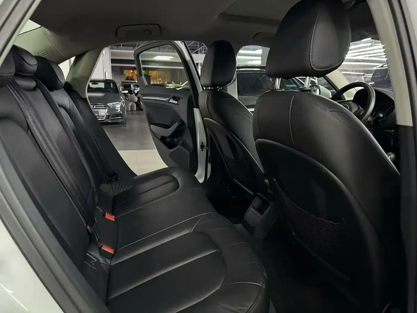 Audi A3 2014 Limousine 35 TFSI Auto Trend фото 9