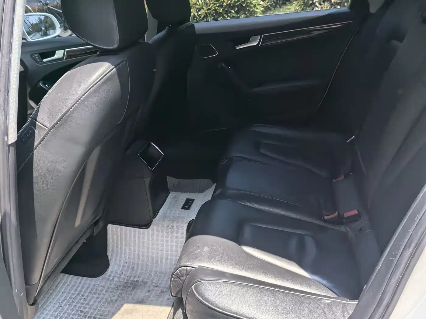 Audi A4L 2013 35 TFSI Automatic Comfort фото 8