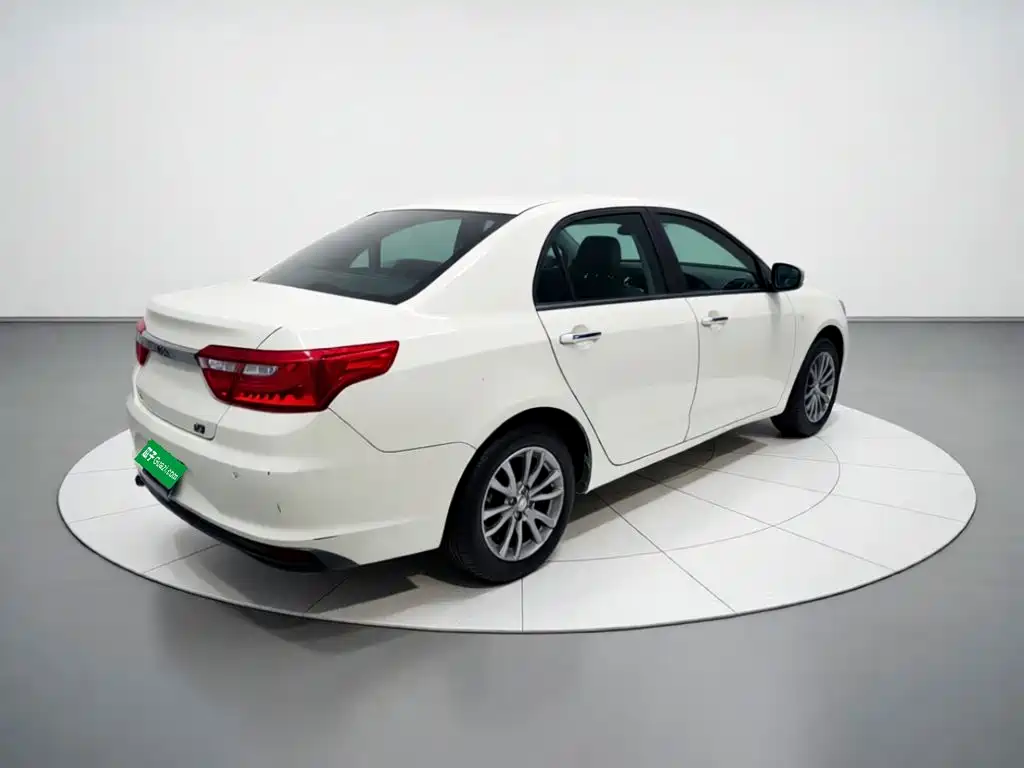 Фото 6 - Geely Vision