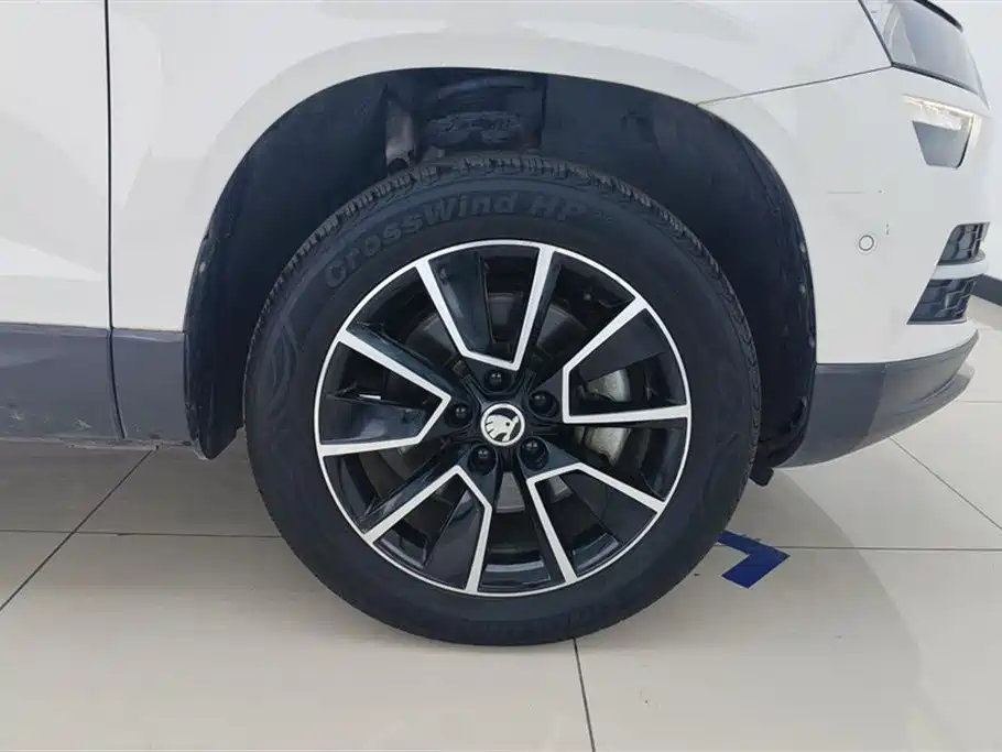 Škoda Karoq 2019 TSI280 Smart Drive Premium Edition China V фото 6