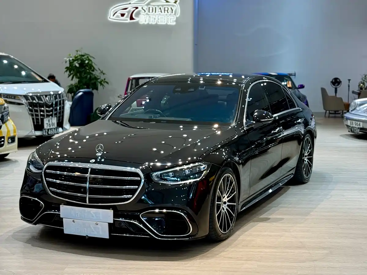 Фото 1 - Mercedes-Benz S-Class
