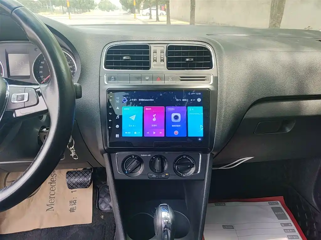 Volkswagen Polo 2018 1.5L Auto Comfort фото 13