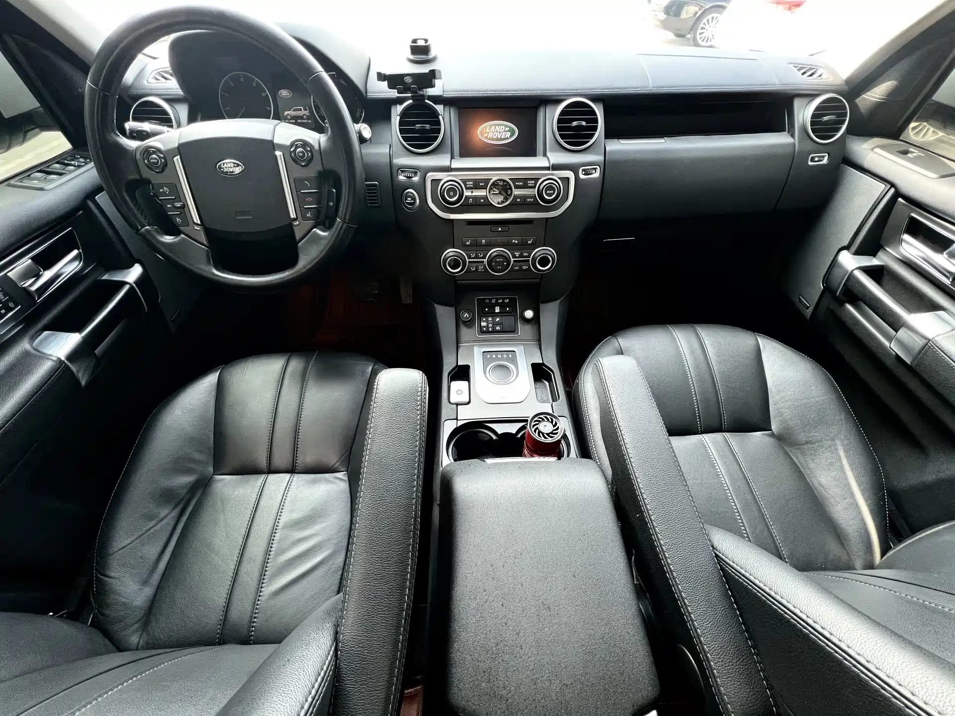 Фото 5 - Land Rover Discovery