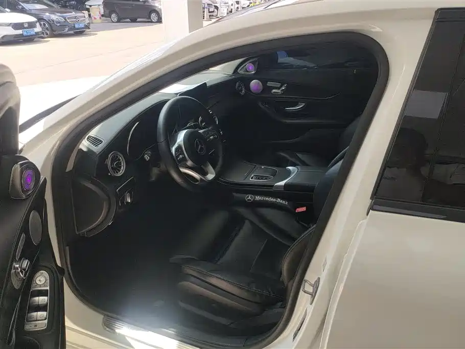 Mercedes-Benz C-Class 2020 C 260 L Sport фото 9