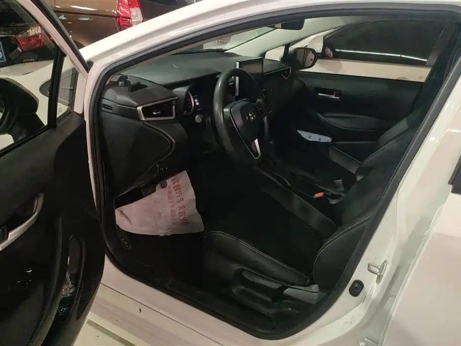 Toyota Corolla 2019 1.2T S-CVT GL-i Elite Edition фото 9