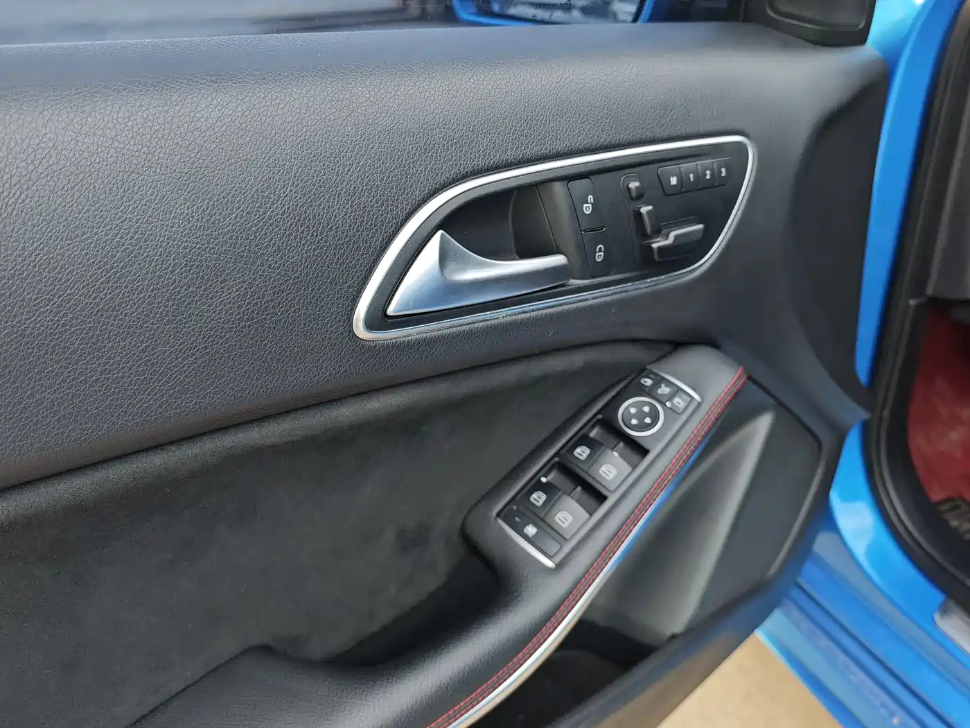 Mercedes-Benz A-Class (Import) 2015 A 200 Sport фото 4