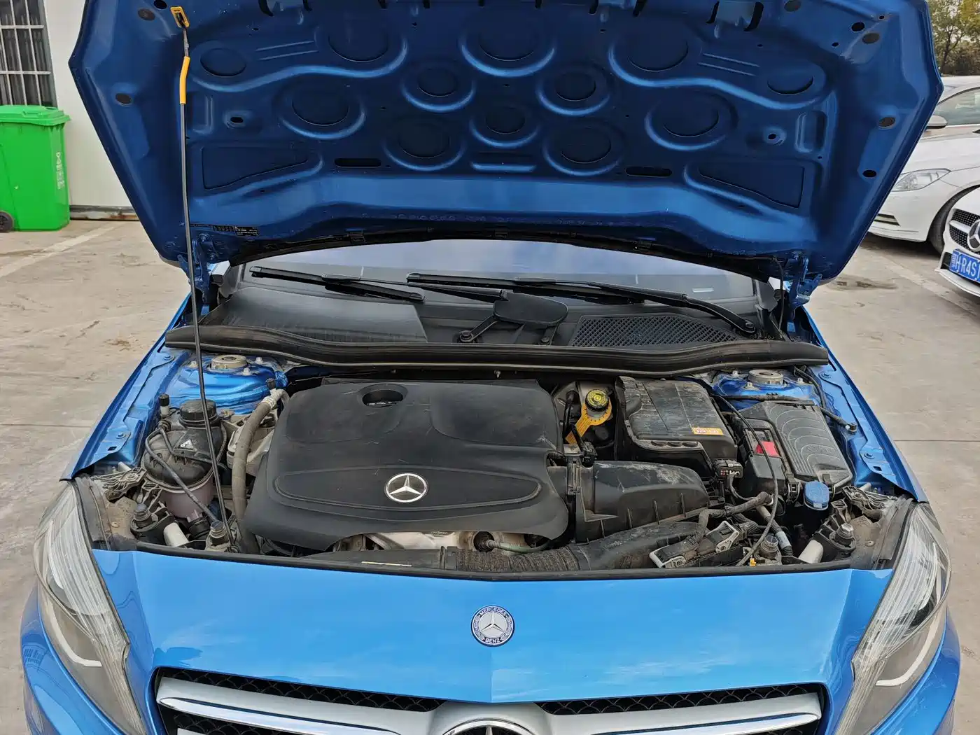 Mercedes-Benz A-Class (Import) 2015 A 200 Sport фото 15