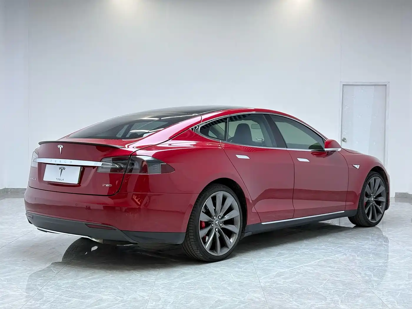 Фото 9 - Tesla Model S