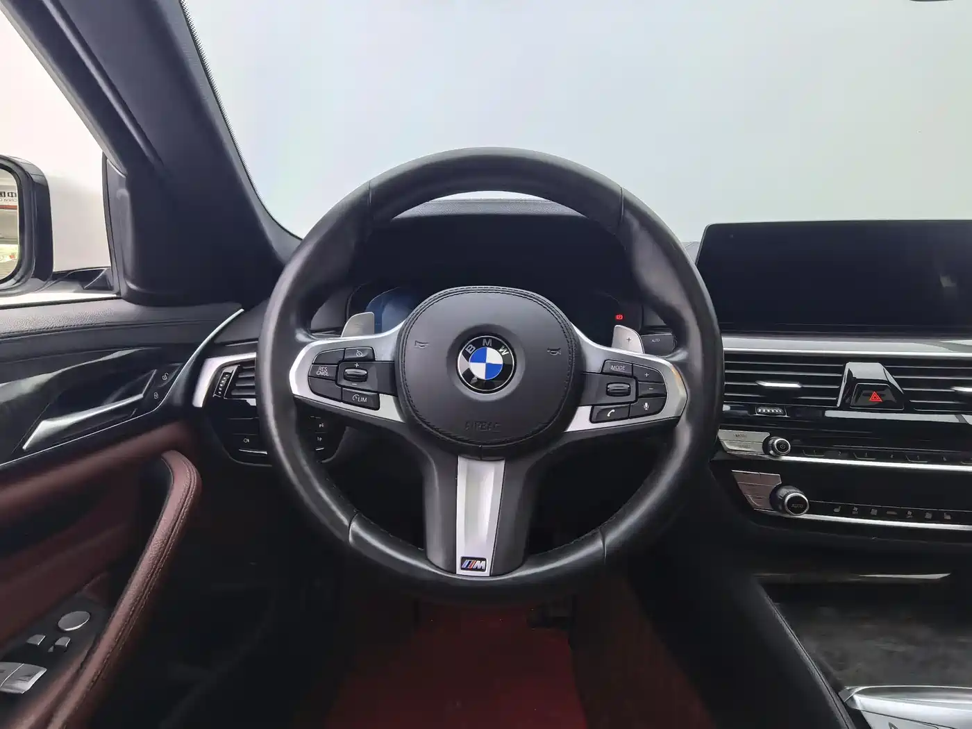 BMW 5 Series 2019 Facelift 530Li Leading M Sport Package фото 8