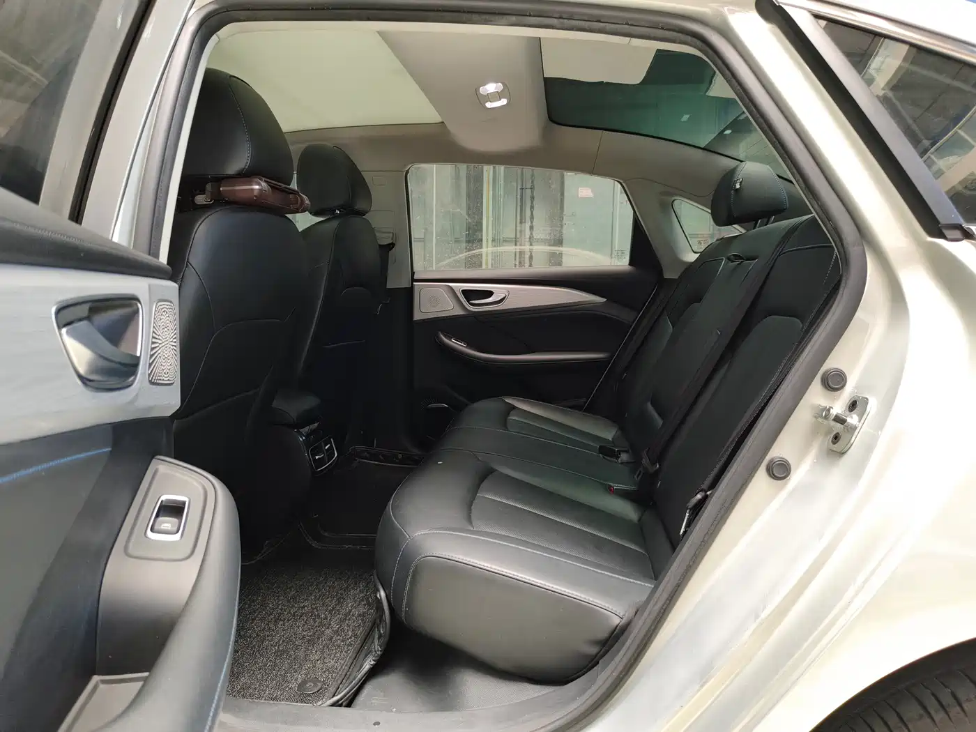 Roewe Feifan ER6 2020 2020 620km Smart Premium Edition