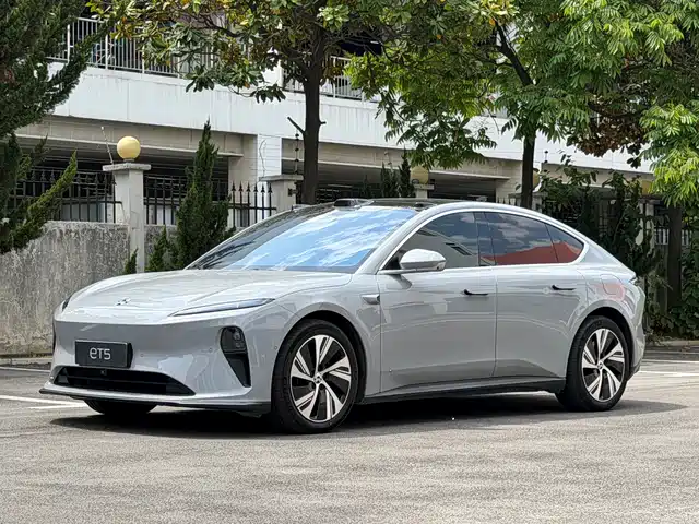 NIO ET5 2022 75kWh