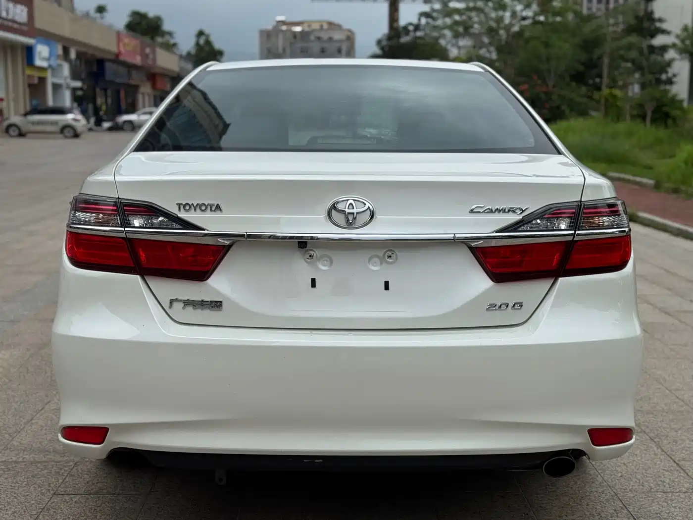 Toyota Camry 2015 2.0G Leading Edition фото 4
