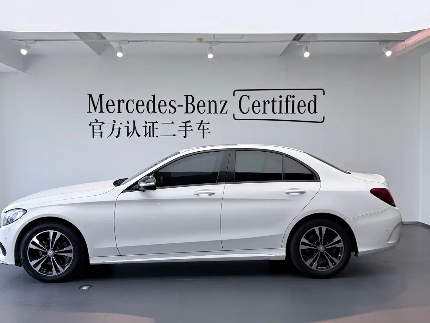 Mercedes-Benz C-Class 2017 C 200 Sport фото 2