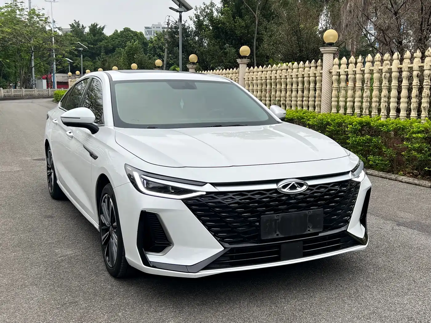CHERY ARRIZO 8