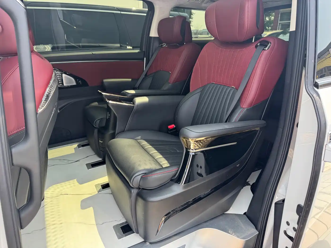 GAC Trumpchi Trumpchi E9 2023 E9 MAX фото 11