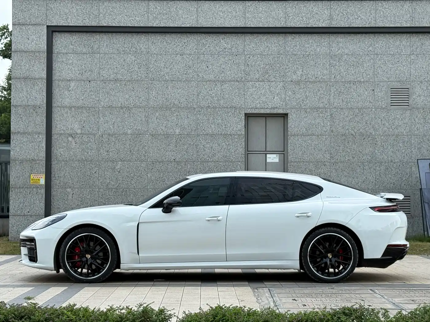 Porsche Panamera 2014 Panamera Executive 3.0T фото 3
