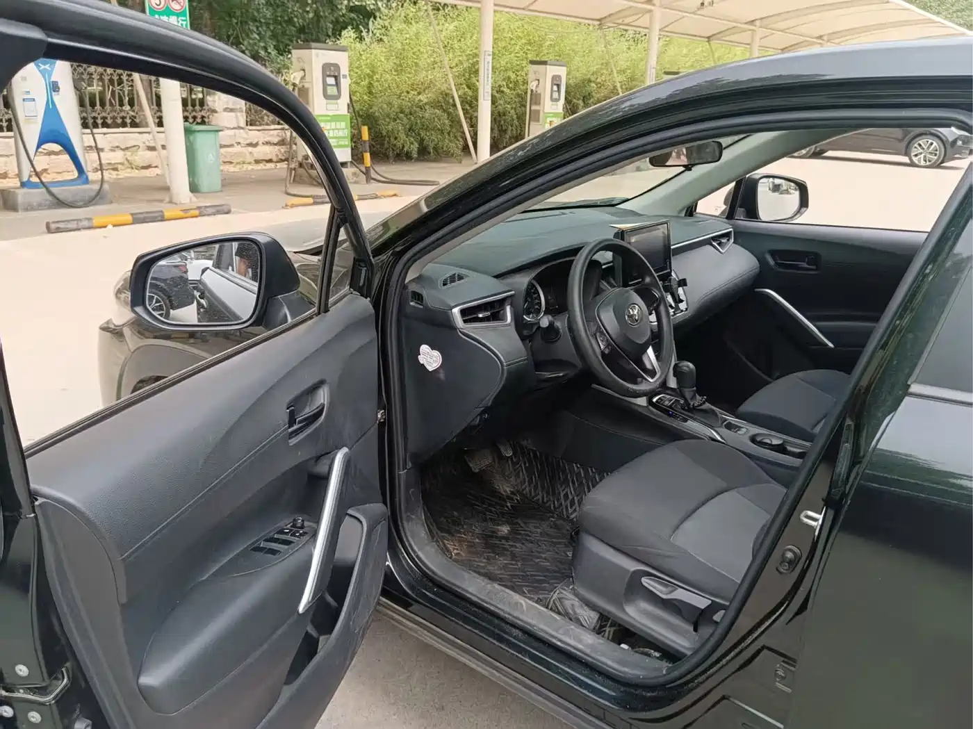 Toyota Frontlander 2022 2.0L CVT Elite фото 3