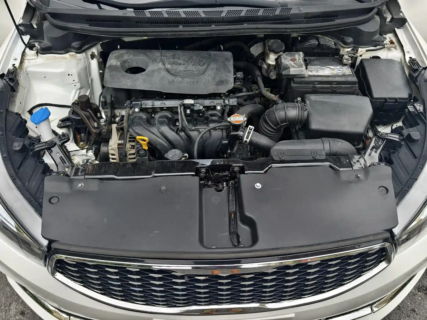 Kia K3 2017 1.6L Automatic 15th Anniversary Special GLS фото 4