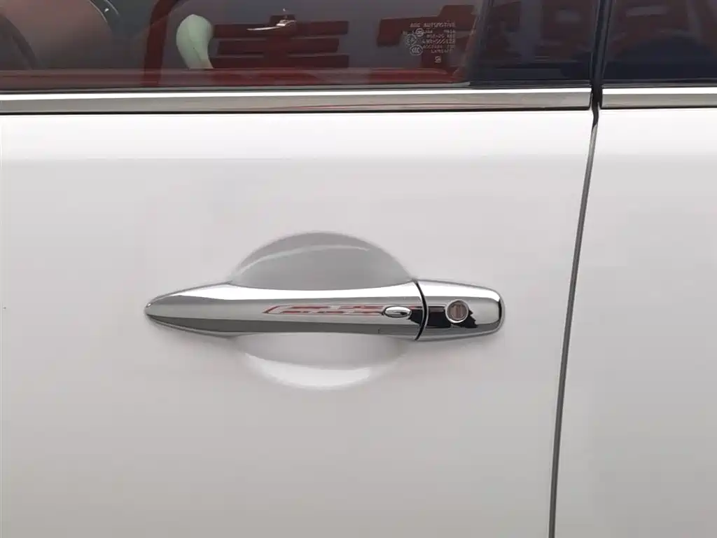 Nissan Patrol фото 18